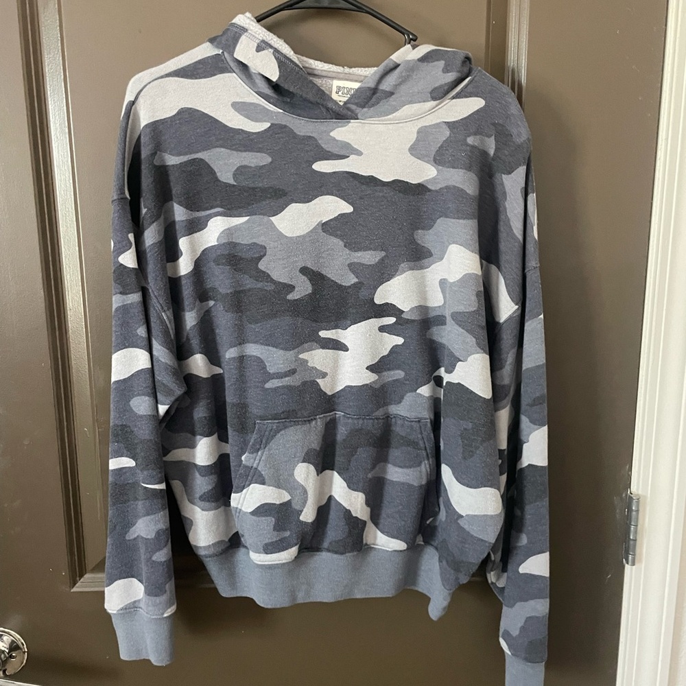 PINK Victoria's Secret Gray and White Camo Hoodie Sweatshirt Size XS